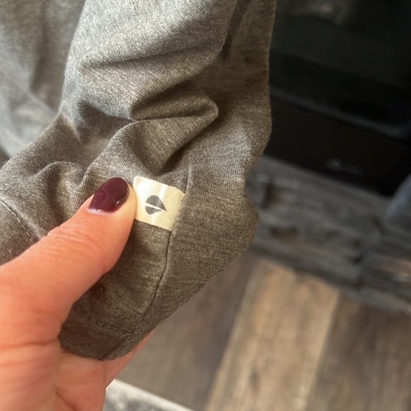 Volcom tank top - Picture 4 of 4